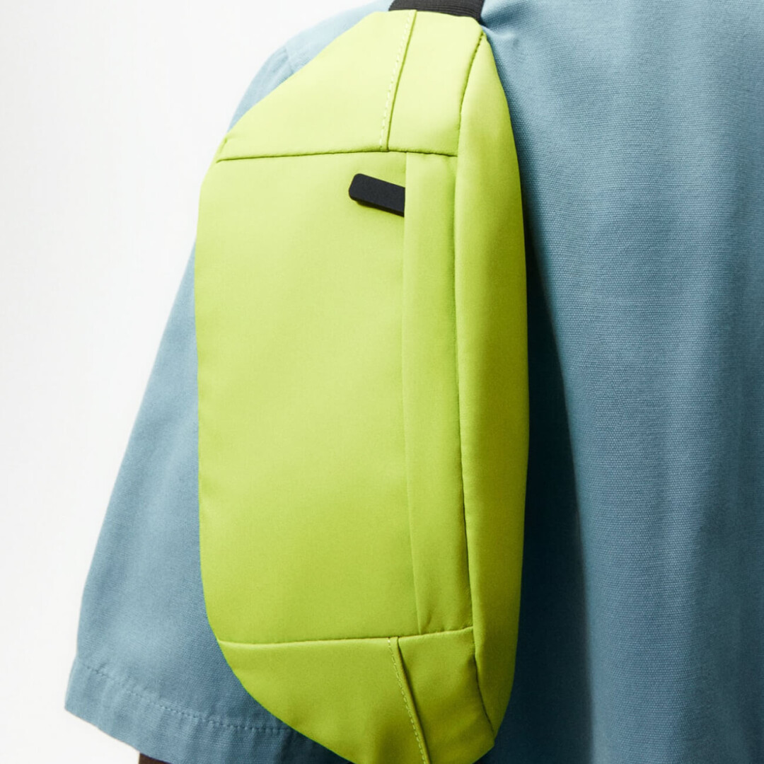 Rubber Green Bag - Image 2